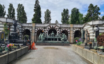 Visita el Cimitero Monumental
